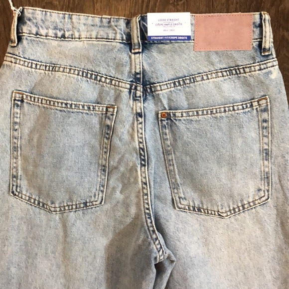H&M Loose Straight High Waist Jeans - Picture 13 of 16